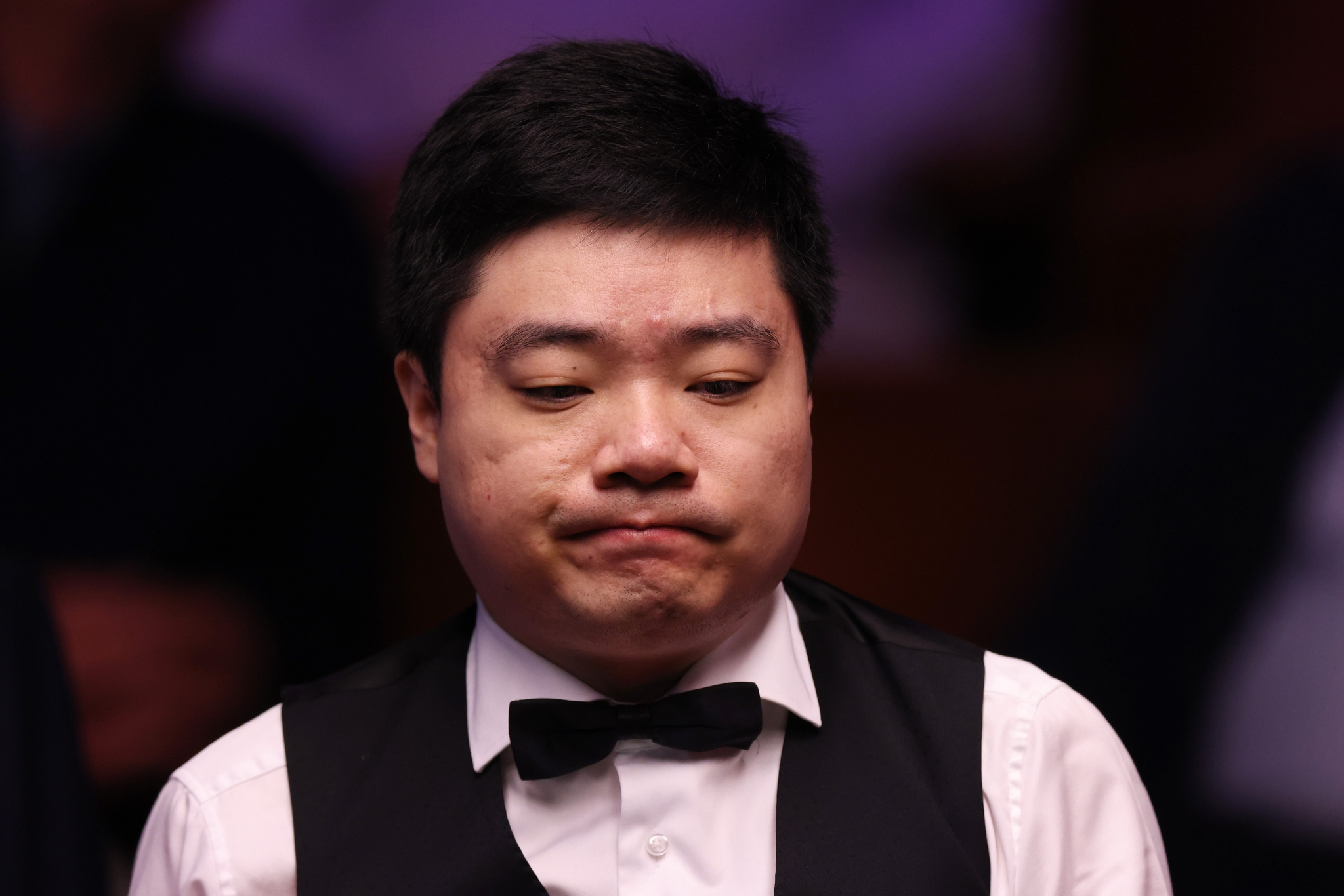 次撞车对赛 次撞车对赛